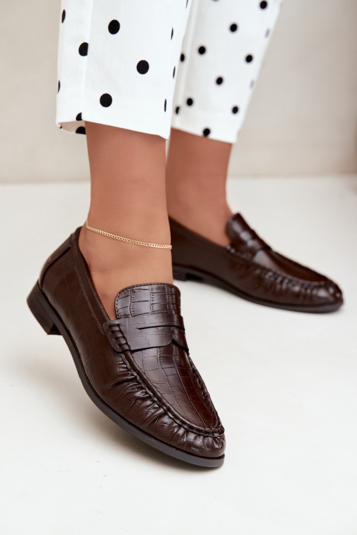dames mocassins met ruches en reliëf in chocolade Dalmy