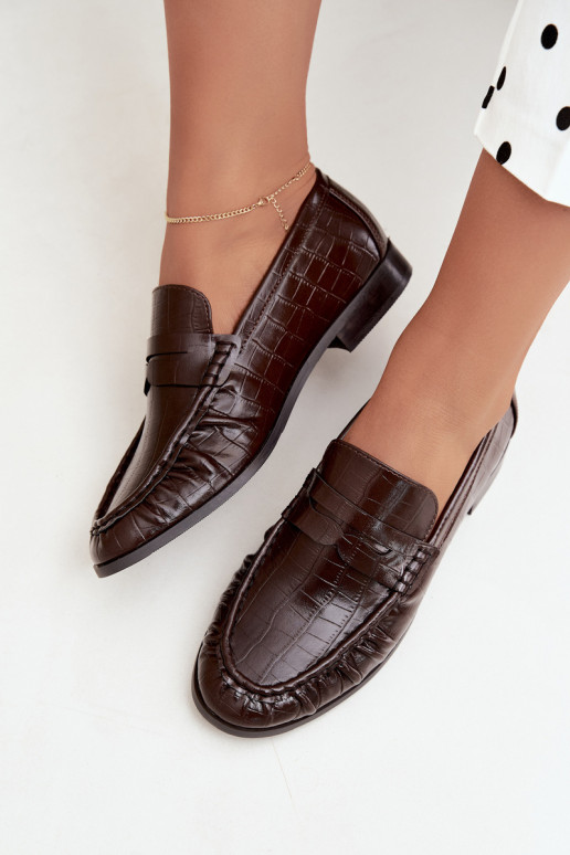 dames mocassins met ruches en reliëf in chocolade Dalmy