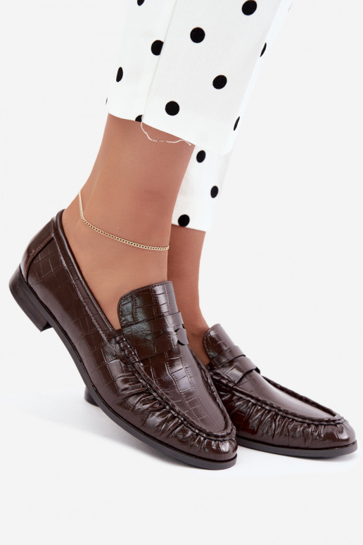 dames mocassins met ruches en reliëf in chocolade Dalmy
