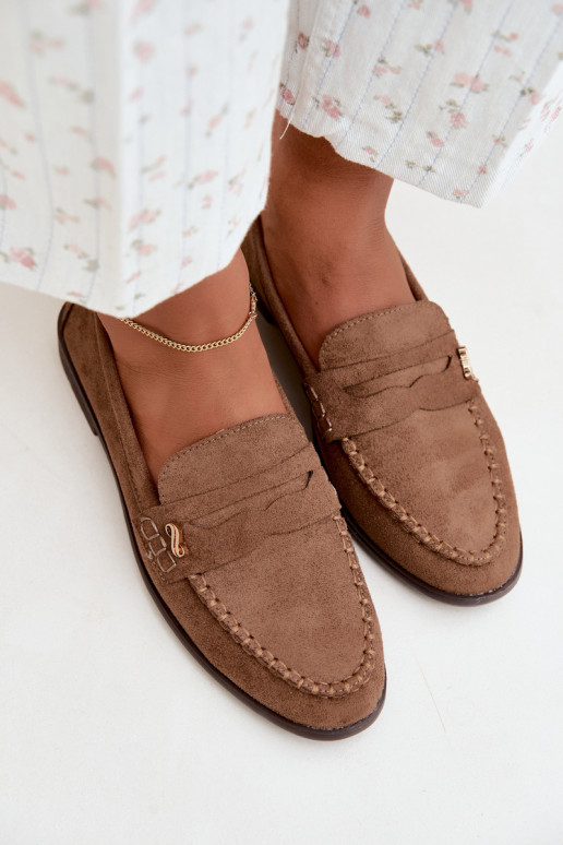 dames mocassins met decoratieve details in bruin Treya