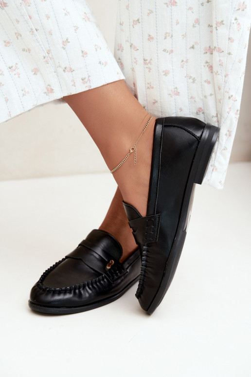 dames mocassins met decoratieve details in zwart Treya