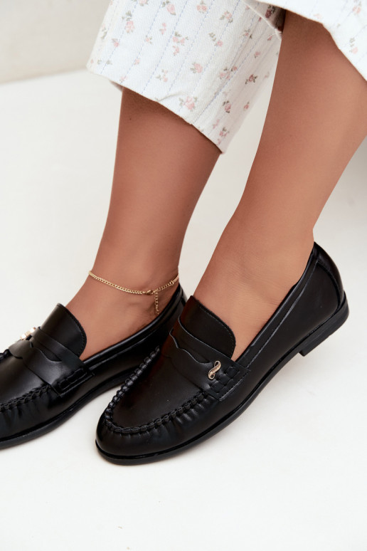 dames mocassins met decoratieve details in zwart Treya