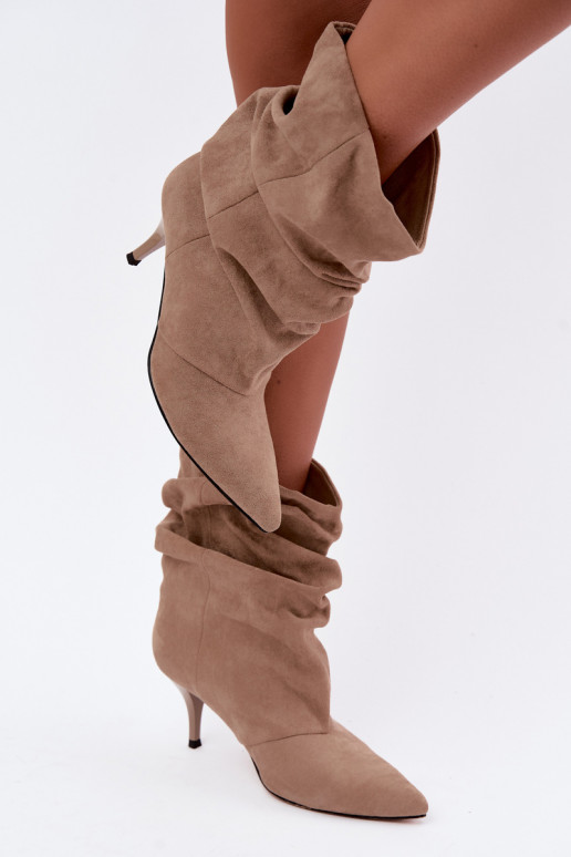 Instap dames slouchy enkellaarsjes met dunne hakken in zandkleur Harissa