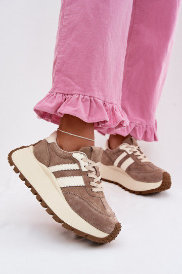Sneakers model schoenen van suède met platform D&A GR61-5986 beige 2
