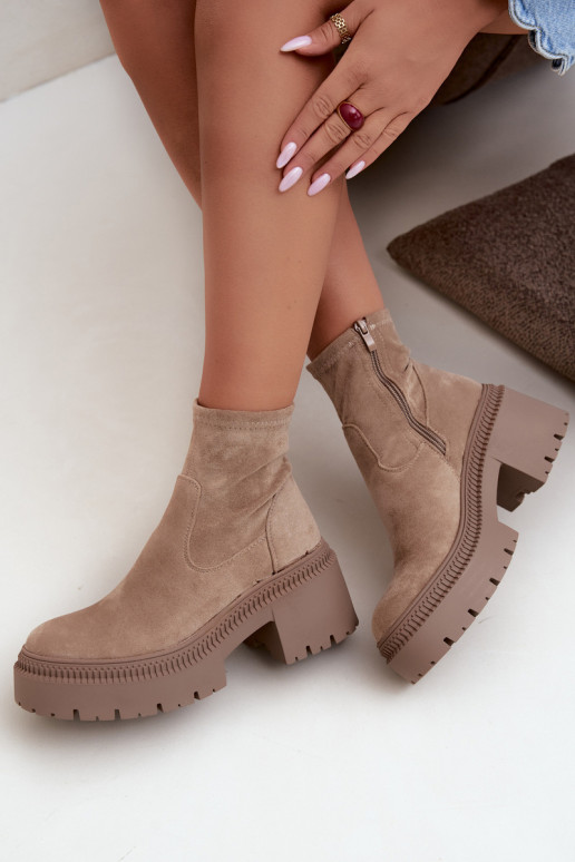 dames enkellaarsjes met chunky hak en platform van faux suede zandkleurig Elvianne