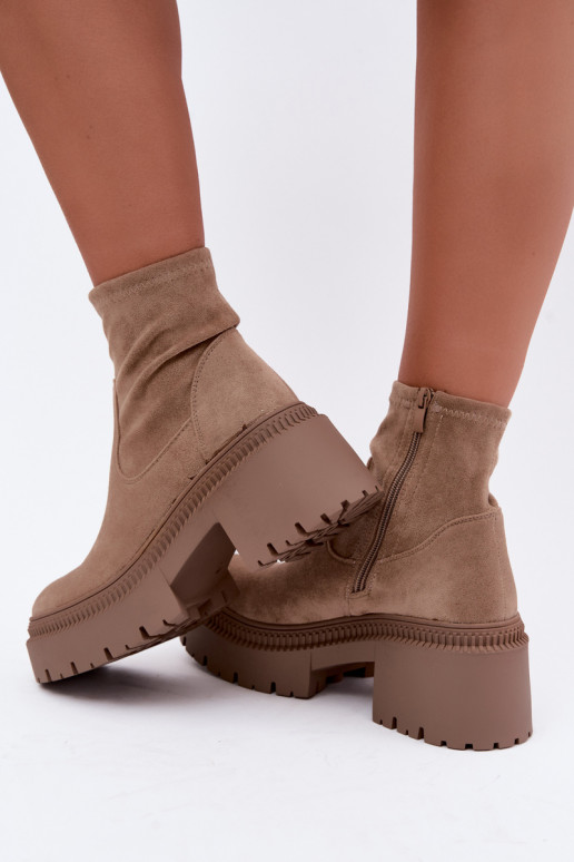 dames enkellaarsjes met chunky hak en platform van faux suede zandkleurig Elvianne