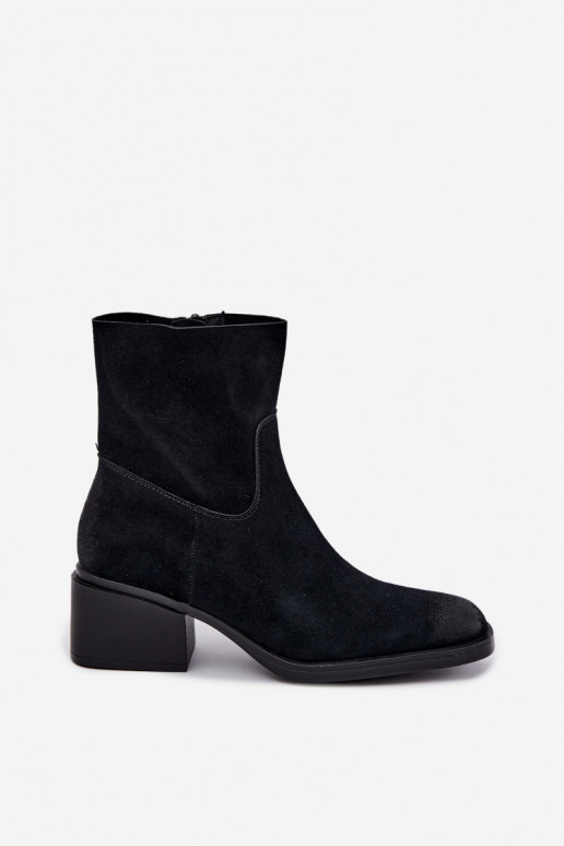 Dames enkellaarsjes van faux suede met hakken in zwarte kleur Iveris