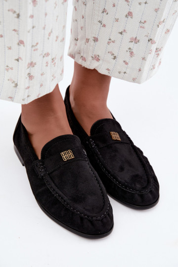Dames mocassins met rimpels en decoratieve details in zwarte kleur Kairo
