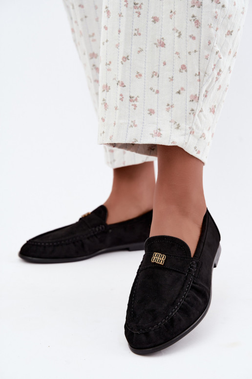 Dames mocassins met rimpels en decoratieve details in zwarte kleur Kairo