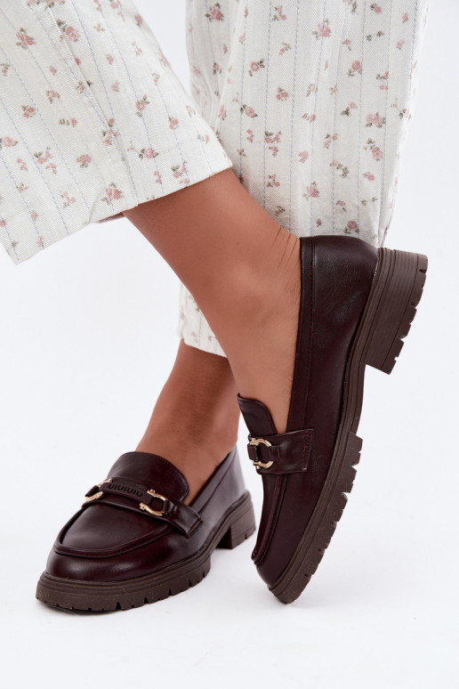 Dames mocassins met chique details in bordeauxkleur Brika