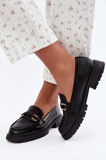 Dames mocassins met chique details in zwarte kleur Brika