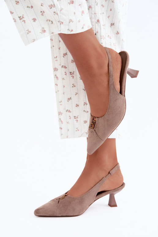 Hakken sandalen met open hak en decoratieve details in zandkleur Gilly