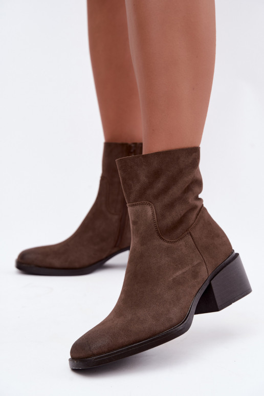 Dames enkellaarsjes van bruin suede Iveris