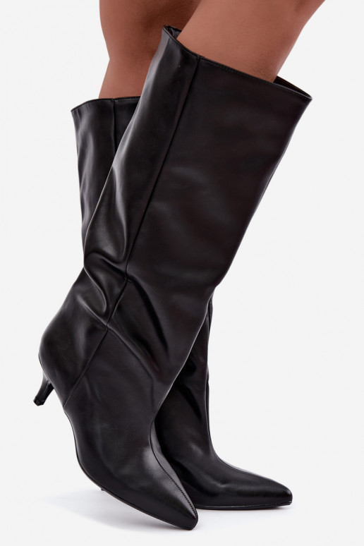 Enkellaarsjes met hakken van zwart faux suede Desya