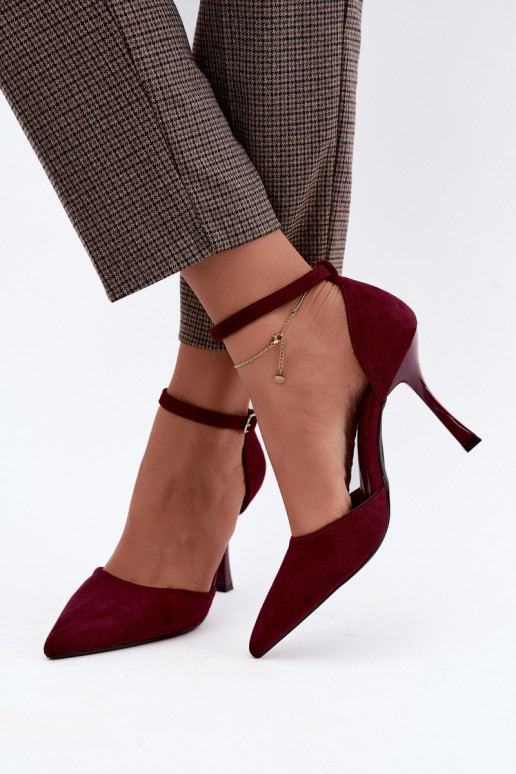 Faux suede schoenen met bandjes in bordeaux kleur Ladessa