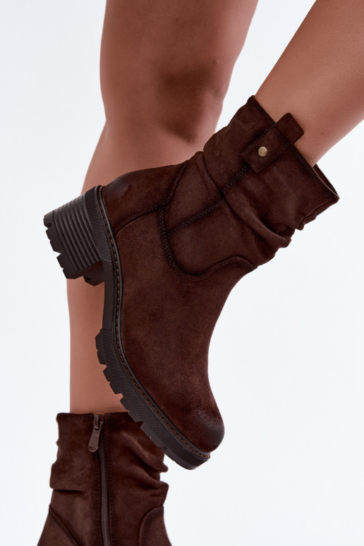 Geïsoleerde dames enkellaarsjes met ruches Klocke S.Barski HY62-8100 in chocolade kleur