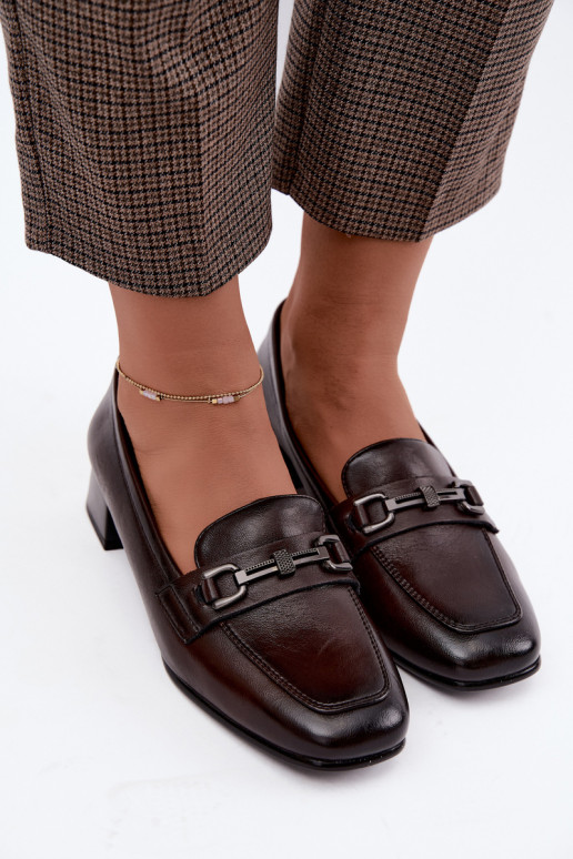 Faux leren schoenen met ornamenten Vinceza 39978 in chocolade kleur