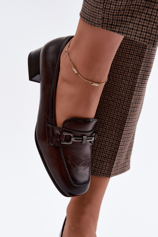 Faux leren schoenen met ornamenten Vinceza 39978 in chocolade kleur