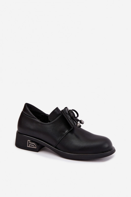 Faux leren schoenen met strikken T.Sokolski AN J26-190 in zwarte kleur