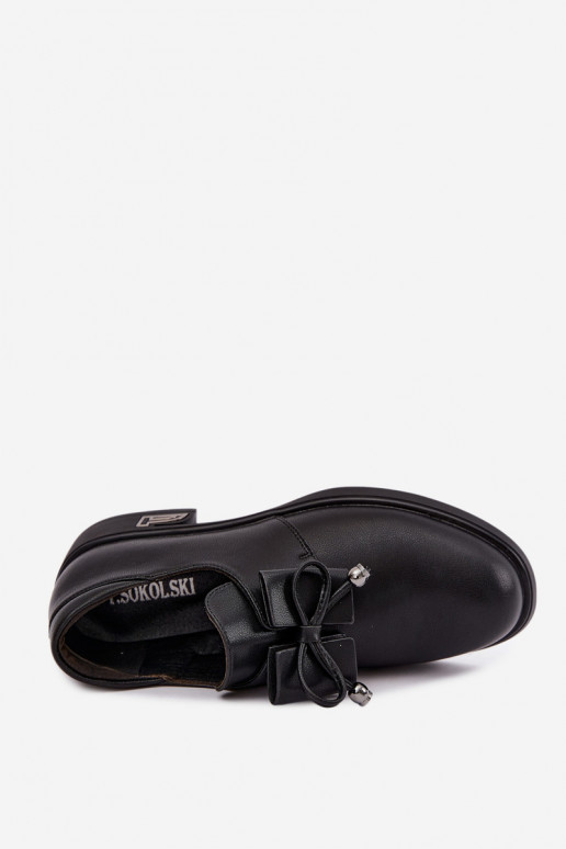 Faux leren schoenen met strikken T.Sokolski AN J26-190 in zwarte kleur
