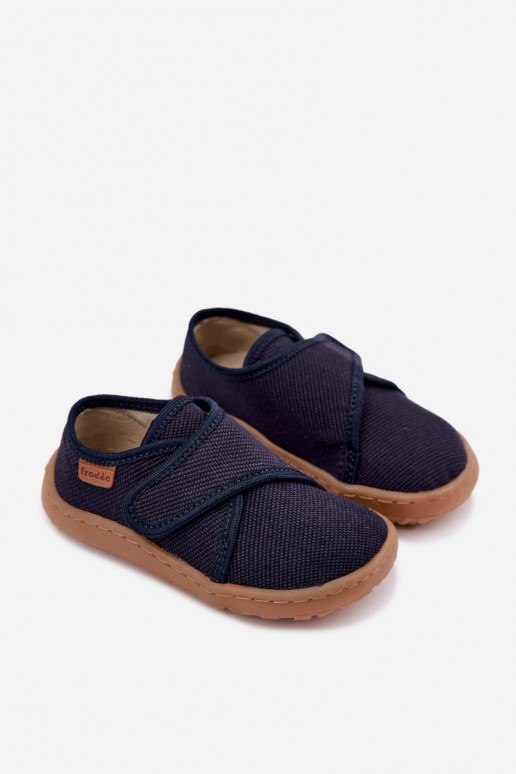 Kinderslippers voor jongens met klittenbandsluitingen Barefoot Froddo G1700438 in donkerblauw