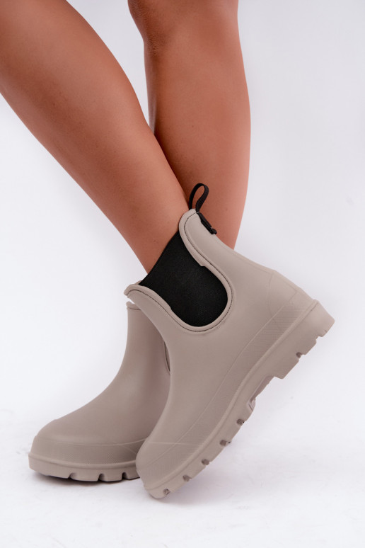 Lichte rubberen slippers voor vrouwen in zand Zurelia