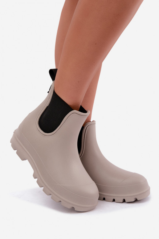 Lichte rubberen slippers voor vrouwen in zand Zurelia