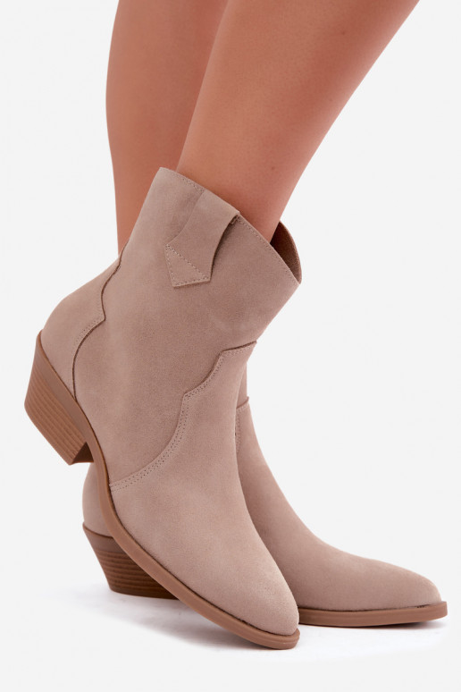 Faux suede cowboylaarzen met hakken in zandkleur Daliae