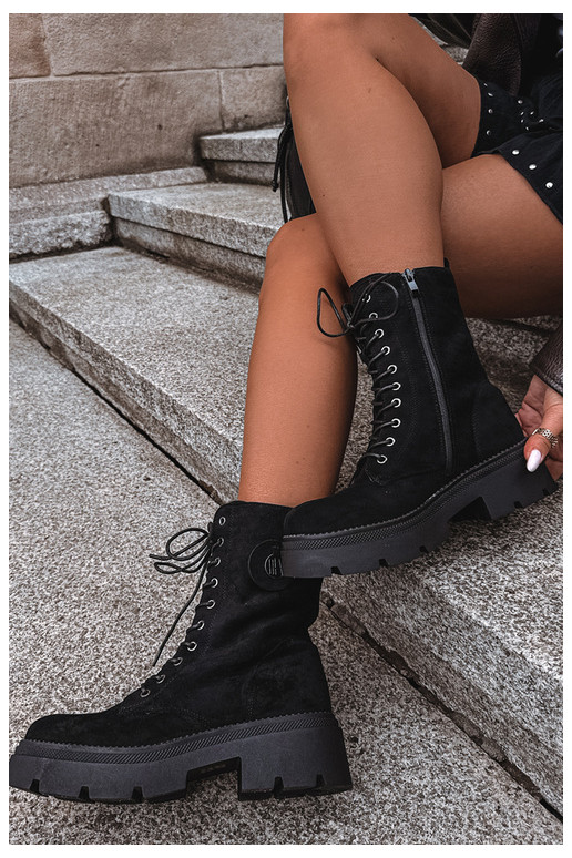 Warme zwarte dames enkellaarsjes van faux suede Livela