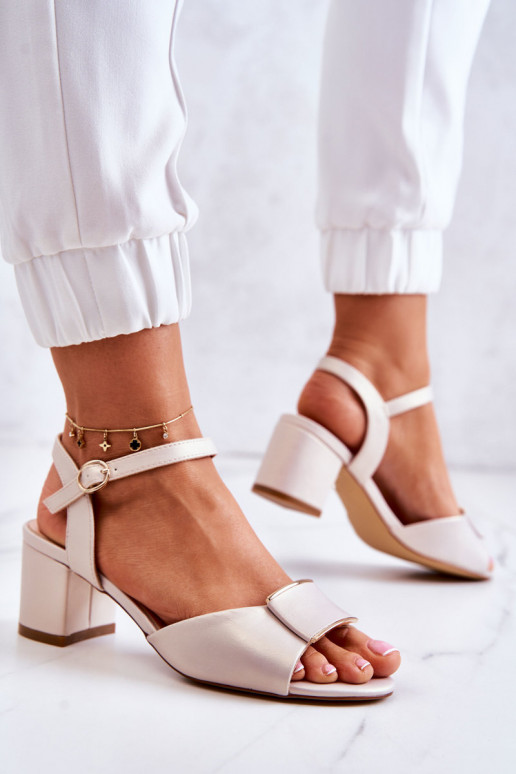 Hoge hakken sandalen van faux leer Lorisa in zandkleur