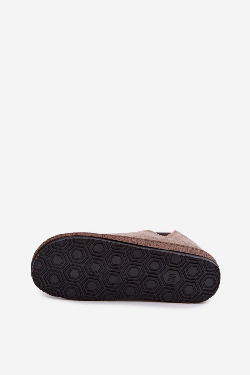 Zandkleurige dames huisslippers Inblu NL000013