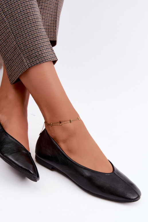 Ballerina's met decoratieve stiksels in zwart Iralia