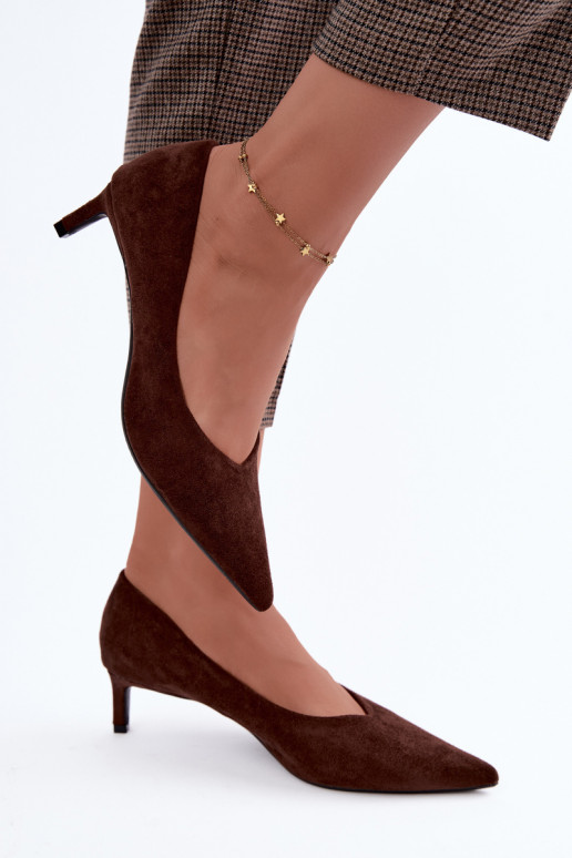 Puntige schoenen in chocoladekleur Tadela