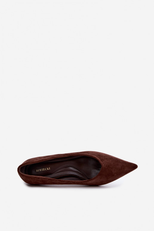 Puntige schoenen in chocoladekleur Tadela