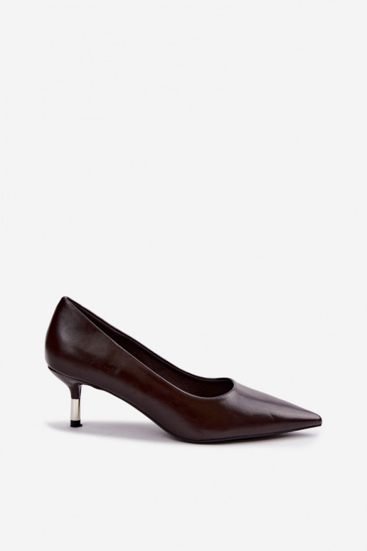 Schoenen met lage hakken in chocoladekleur Pelina