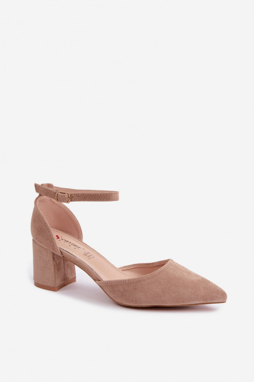 Schoenen met hakken en bandjes in zandkleur Olenae