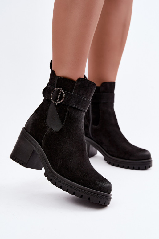 Dames schoenen van faux suede met hakken Zazoo 60601 in zwarte kleur