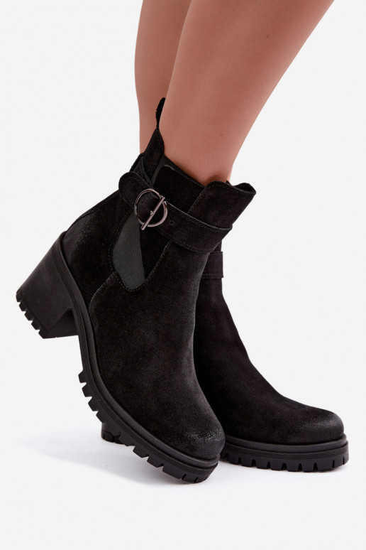 Dames schoenen van faux suede met hakken Zazoo 60601 in zwarte kleur