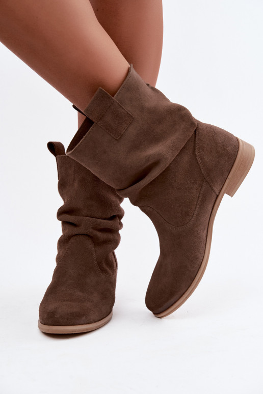 Dames schoenen van faux suede met ruffles Zazoo 4210 in bruine kleur