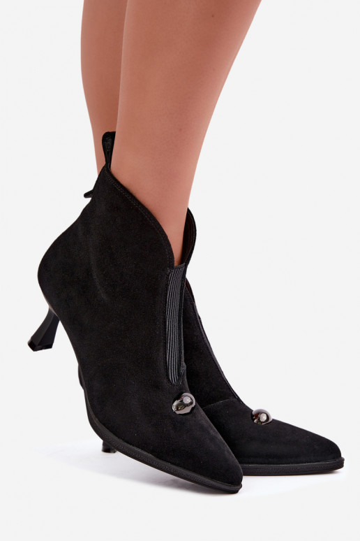Dames schoenen van faux suede met hakken T.Sokolski S2 Z26-281 in zwarte kleur