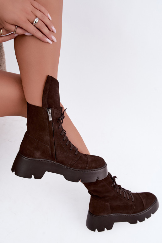 Donkerbruine dames werk enkellaarsjes van faux suede Zazoo 976