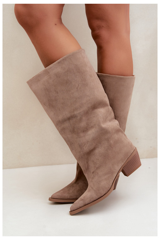 Zandkleurige enkellaarsjes met hakken van faux suede Casella