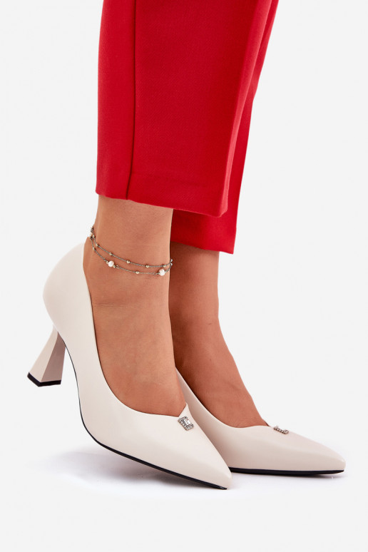 Elegante stijl schoenen op een flared hak Vinceza 62222 zandkleur
