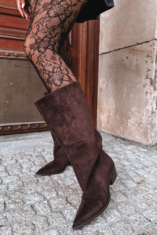 Chocoladekleurige enkellaarsjes met hakken van faux suede Casella