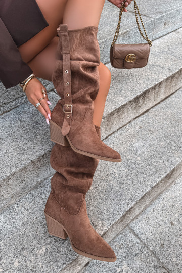 gekruiste dames lange laarzen in cowboystijl met riemen en hakken in bruin Adria