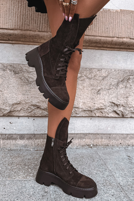 Donkerbruine dames werk enkellaarsjes van faux suede Zazoo 976