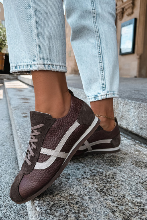 Sneakers van faux suede in chocoladekleur Zazoo N1402S2