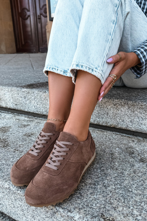 Barefoot sneakers van faux suede in bruin Zazoo N1422
