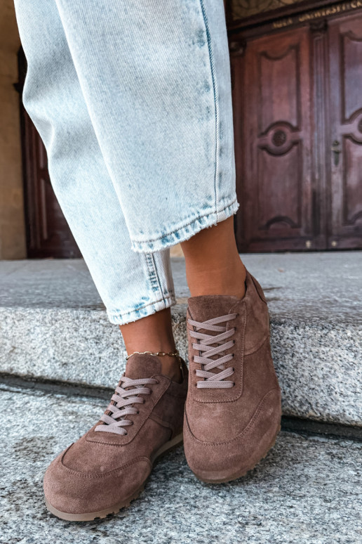 Barefoot sneakers van faux suede in bruin Zazoo N1422
