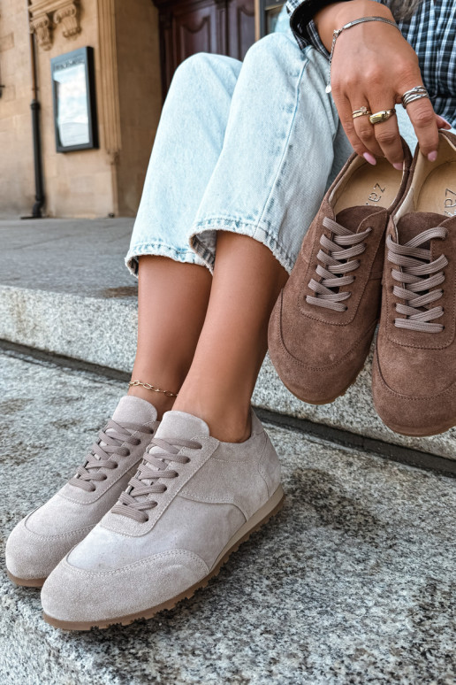 Barefoot sneakers van faux suede in zandkleur Zazoo N1422